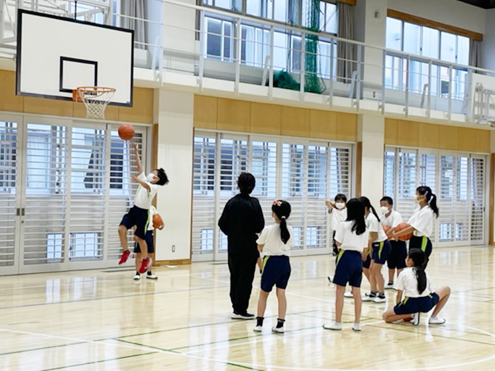 バスケットボール教室風景